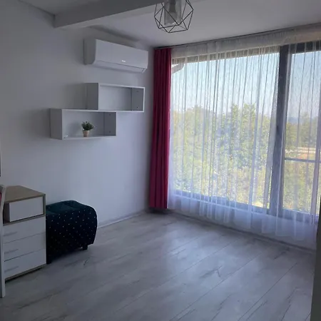 ヴィラ Sunny Day セインツ・コンスタンティン＆ヘレナ